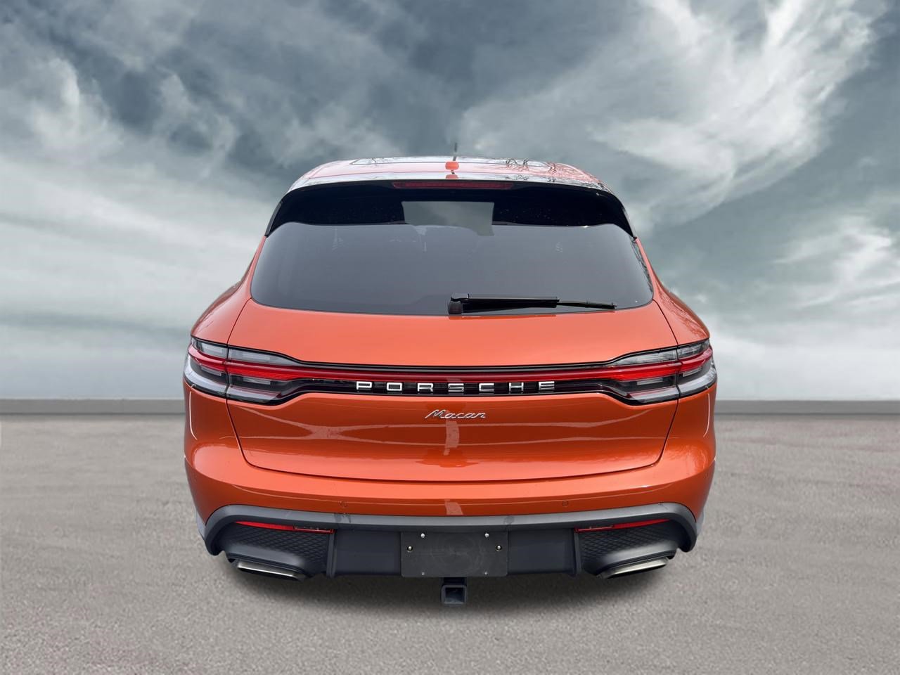 Used 2024 Porsche Macan Turbo image 4