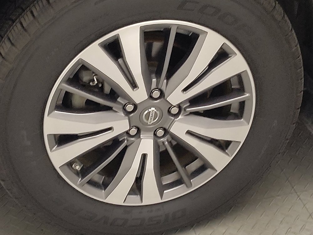 Used 2017 Nissan Pathfinder S FWD image 31
