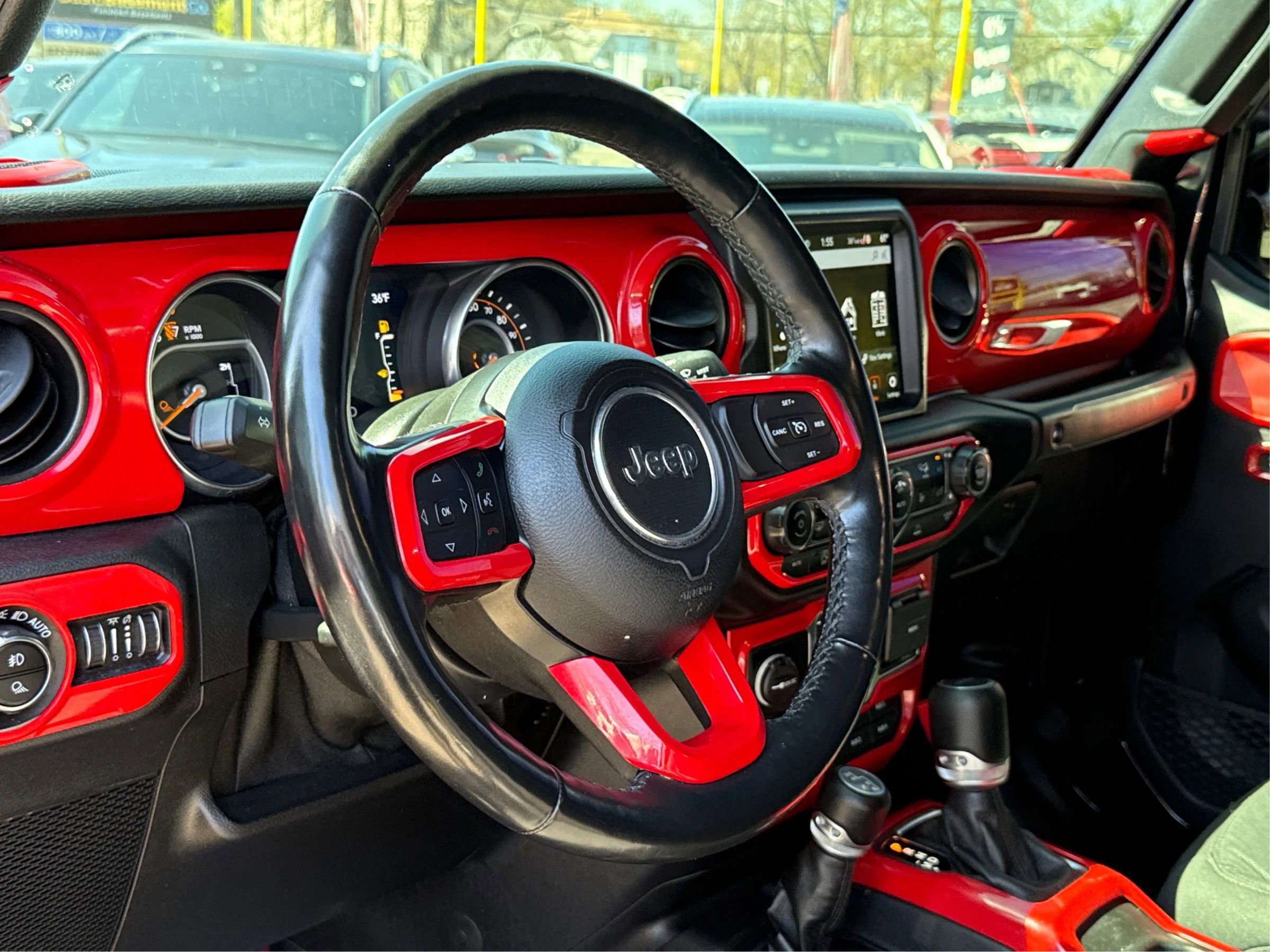 Used 2021 Jeep Gladiator Sport image 16