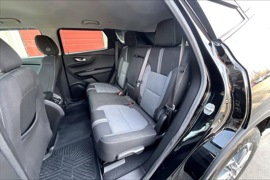 Used 2023 Chevrolet Blazer LT image 25