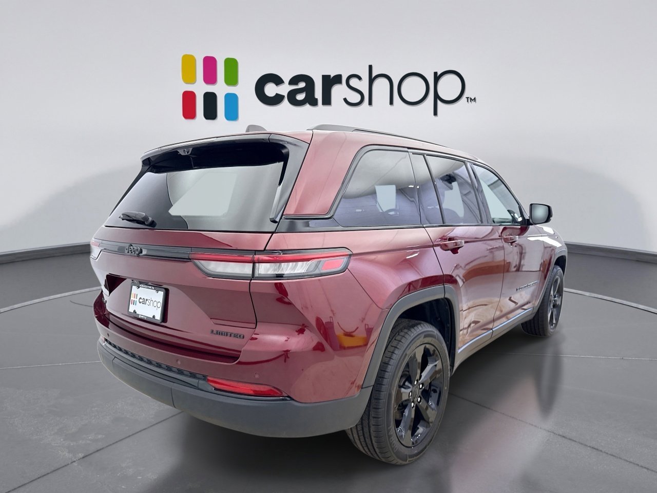 Used 2023 Jeep Grand Cherokee Limited w/ Luxury Tech Group II AWD/4WD image 5