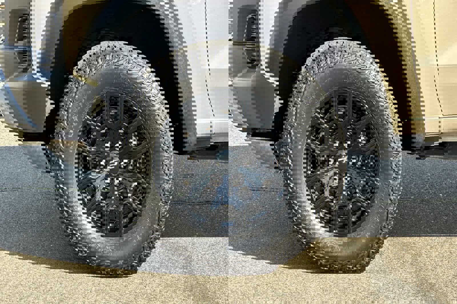 Used 2023 Chevrolet Colorado Trail Boss w/ LPO, Skid Plate Package image 31