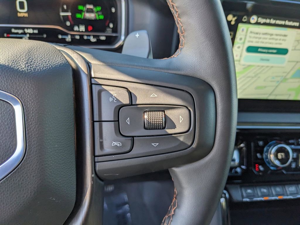 Used 2025 GMC Sierra 1500 AT4 image 31