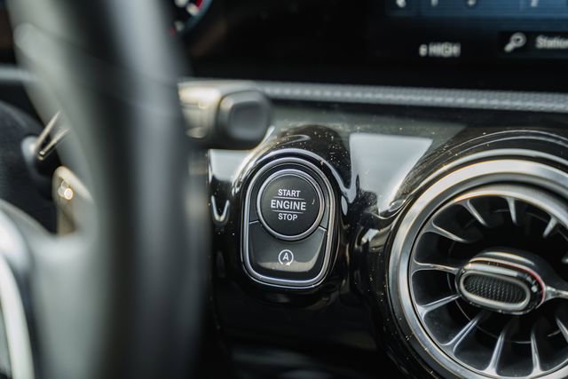 Used 2023 Mercedes-Benz CLA 250 4MATIC image 26