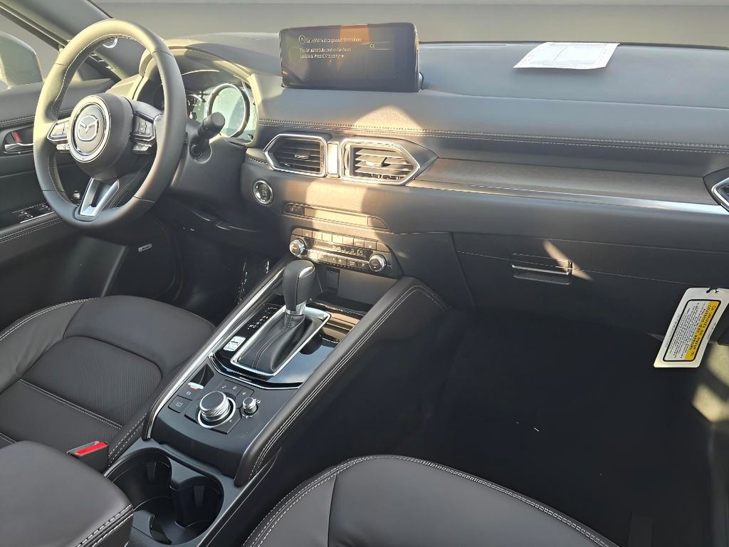 New 2025 MAZDA CX-5 Signature image 19