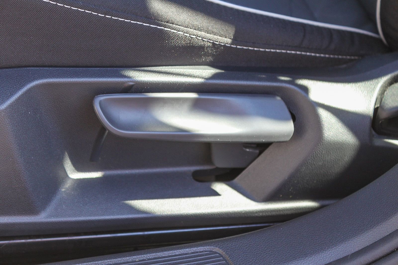 Used 2025 Volkswagen Jetta Sport FWD image 22