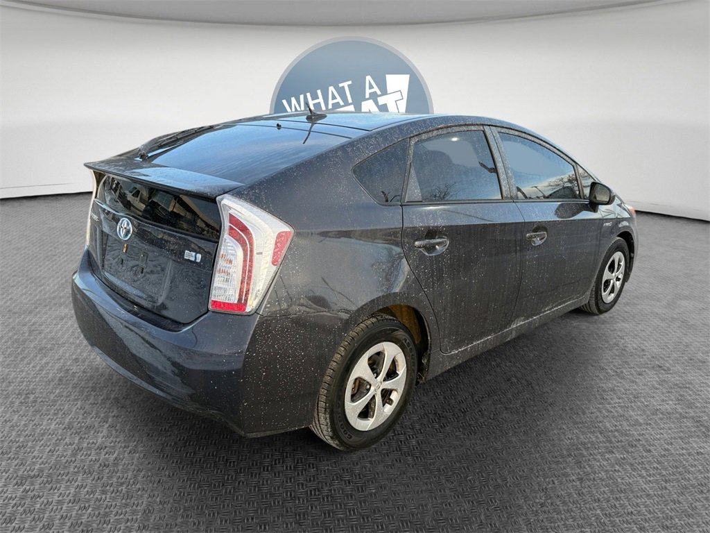 Used 2014 Toyota Prius Four image 3