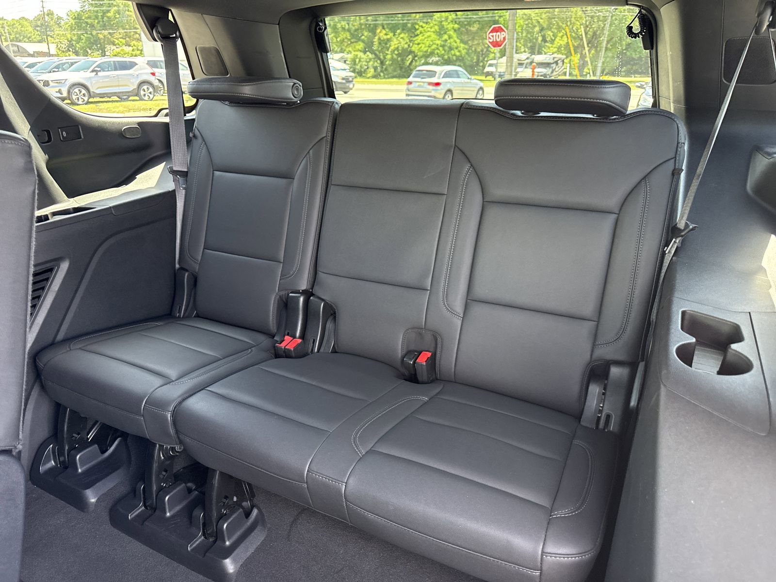 Used 2023 Chevrolet Tahoe LT w/ Luxury Package RWD image 12