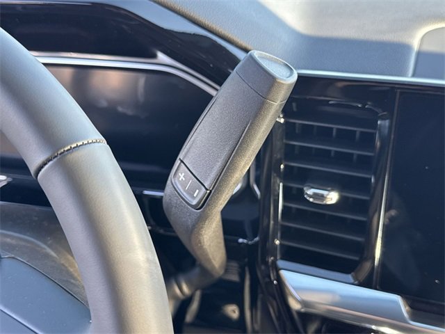 New 2026 GMC Sierra 2500 SLT image 13