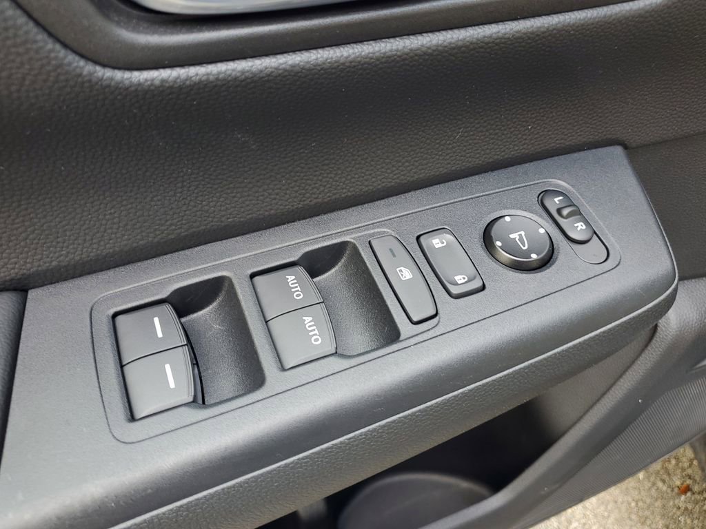 Used 2024 Honda CR-V EX image 15