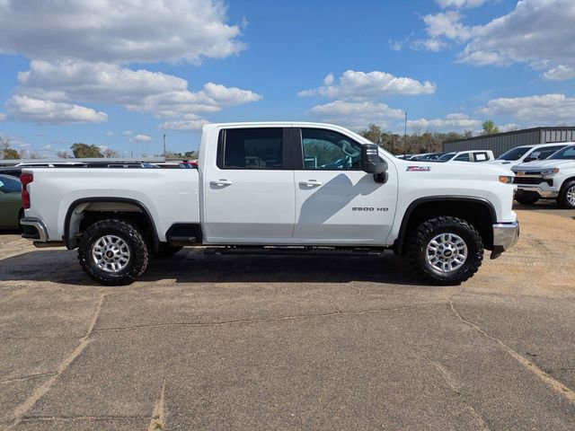 Used 2024 Chevrolet Silverado 2500 LT w/ All Star Edition image 3