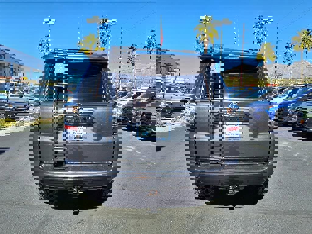 Used 2015 Toyota 4Runner image 12