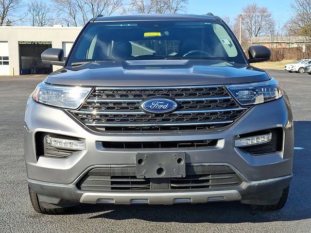Used 2023 Ford Explorer XLT w/ Equipment Group 202A image 5