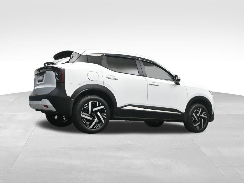 Used 2025 Nissan Kicks SV FWD image 13