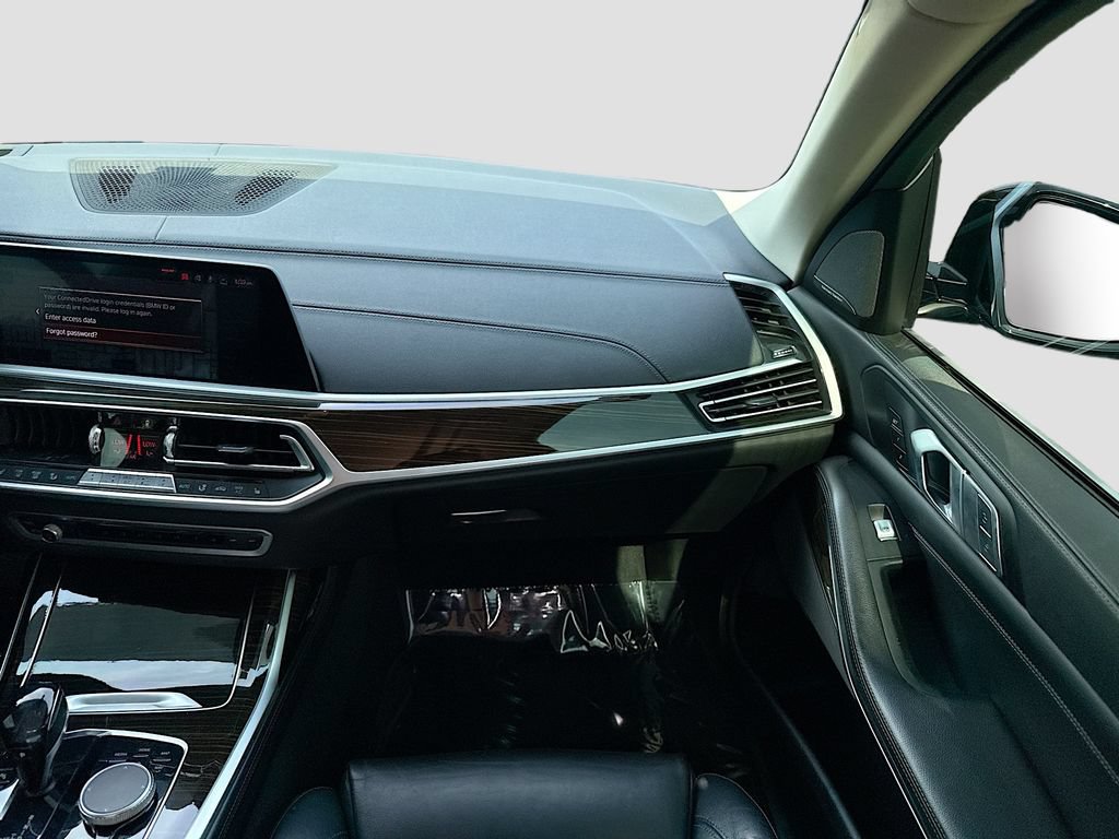 Used 2020 BMW X7 xDrive40i w/ Premium Package AWD/4WD image 19