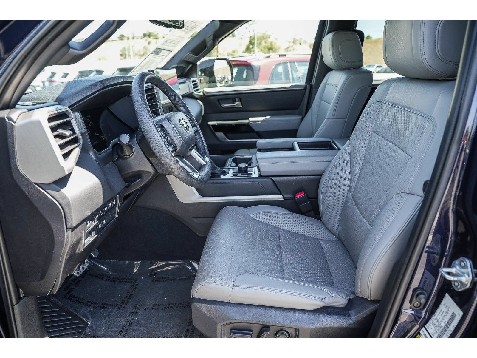 Used 2025 Toyota Tundra Limited w/ TRD Off-Road Package AWD/4WD image 17
