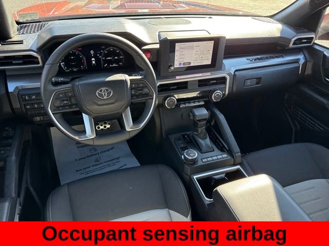 Used 2025 Toyota Tacoma TRD Sport image 28
