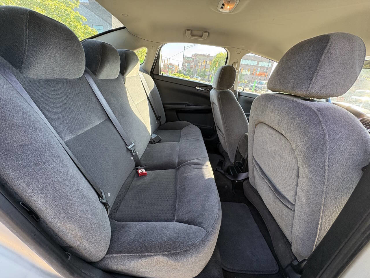 Used 2006 Chevrolet Impala LS FWD image 21