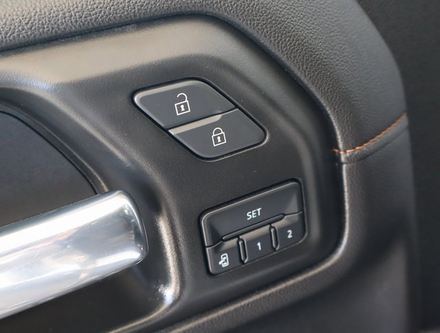 Used 2021 GMC Sierra 2500 AT4 image 17