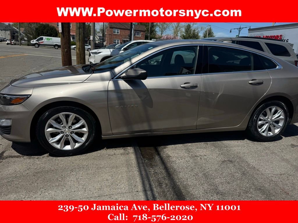 Used 2022 Chevrolet Malibu LT image 2