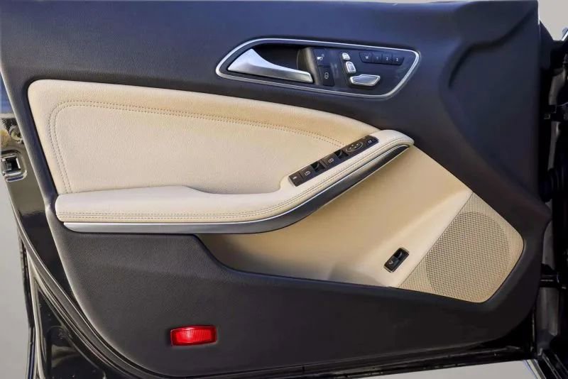 Used 2019 Mercedes-Benz CLA 250 image 13