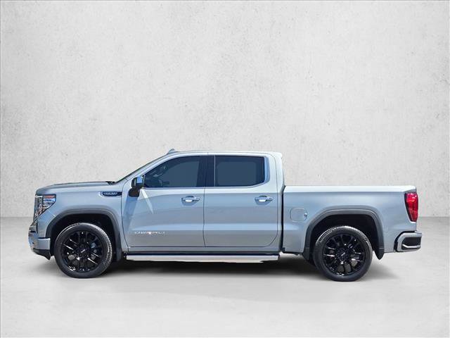 Used 2025 GMC Sierra 1500 Denali w/ Denali Reserve Package AWD/4WD image 8