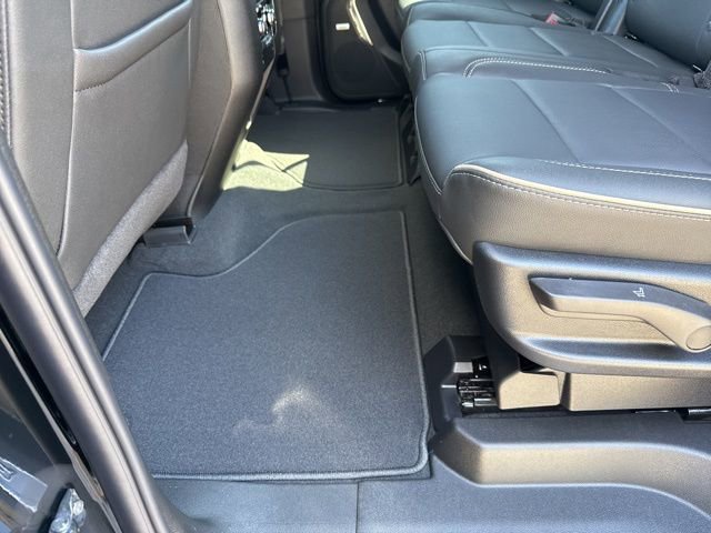 New 2026 GMC Yukon Elevation image 20