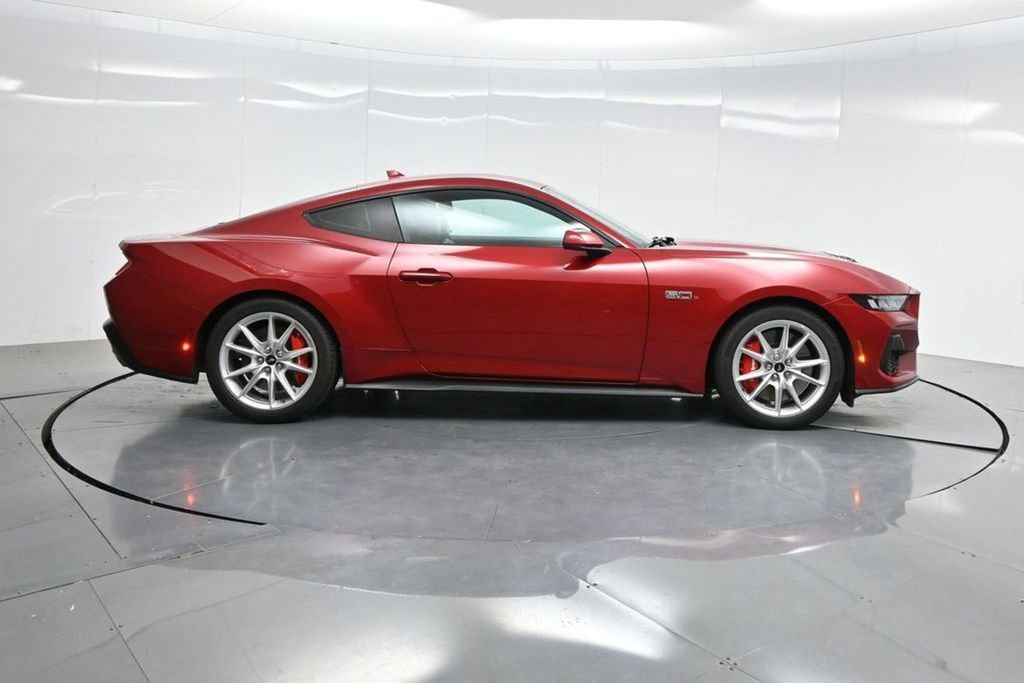 Used 2024 Ford Mustang GT Premium RWD image 36