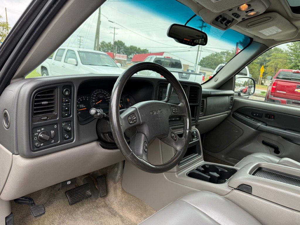 Used 2003 GMC Yukon SLT w/ 1SD Preferred Equipment Group image 10