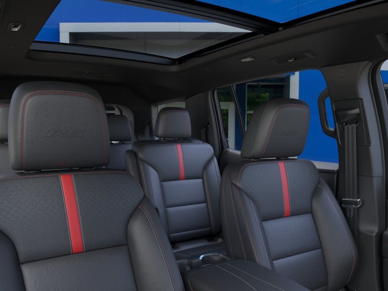 New 2026 Chevrolet Traverse RS w/ LPO, Floor Liner Package AWD/4WD image 48