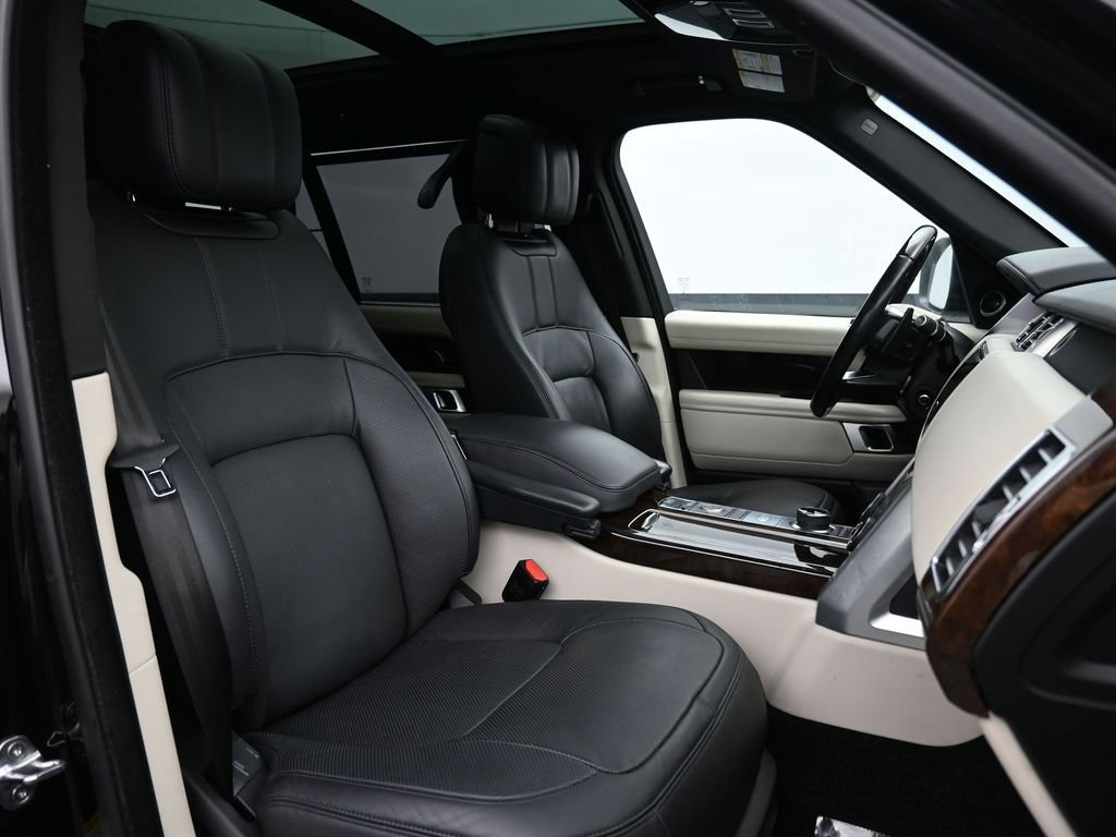 Used 2020 Land Rover Range Rover Long Wheelbase HSE image 27