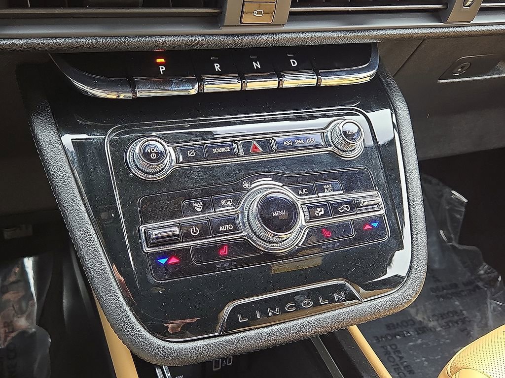 Used 2022 Lincoln Corsair Reserve image 29