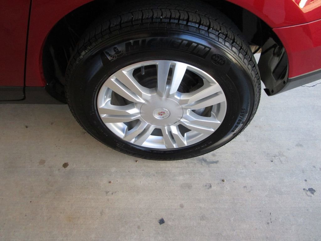 Used 2013 Cadillac SRX Luxury image 10