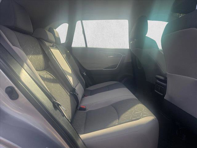 Used 2025 Toyota RAV4 XLE FWD image 18