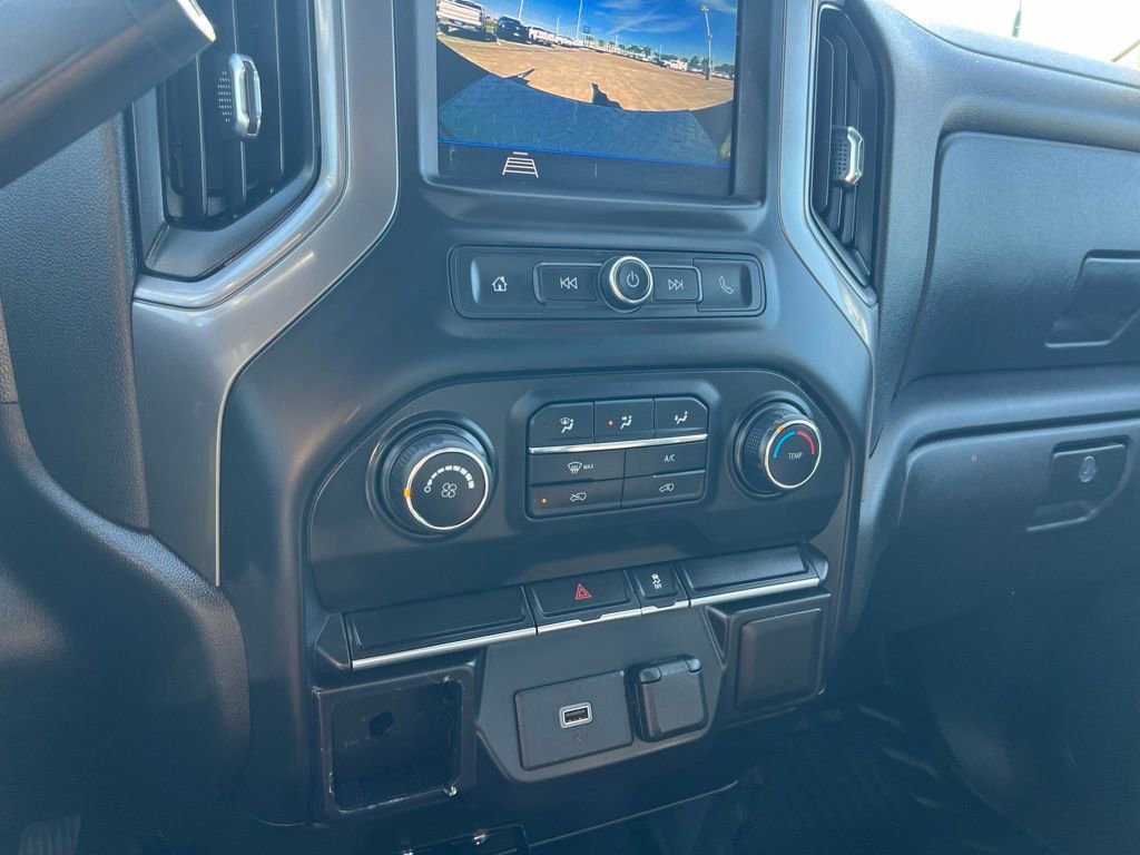 Used 2020 Chevrolet Silverado 3500 W/T image 38