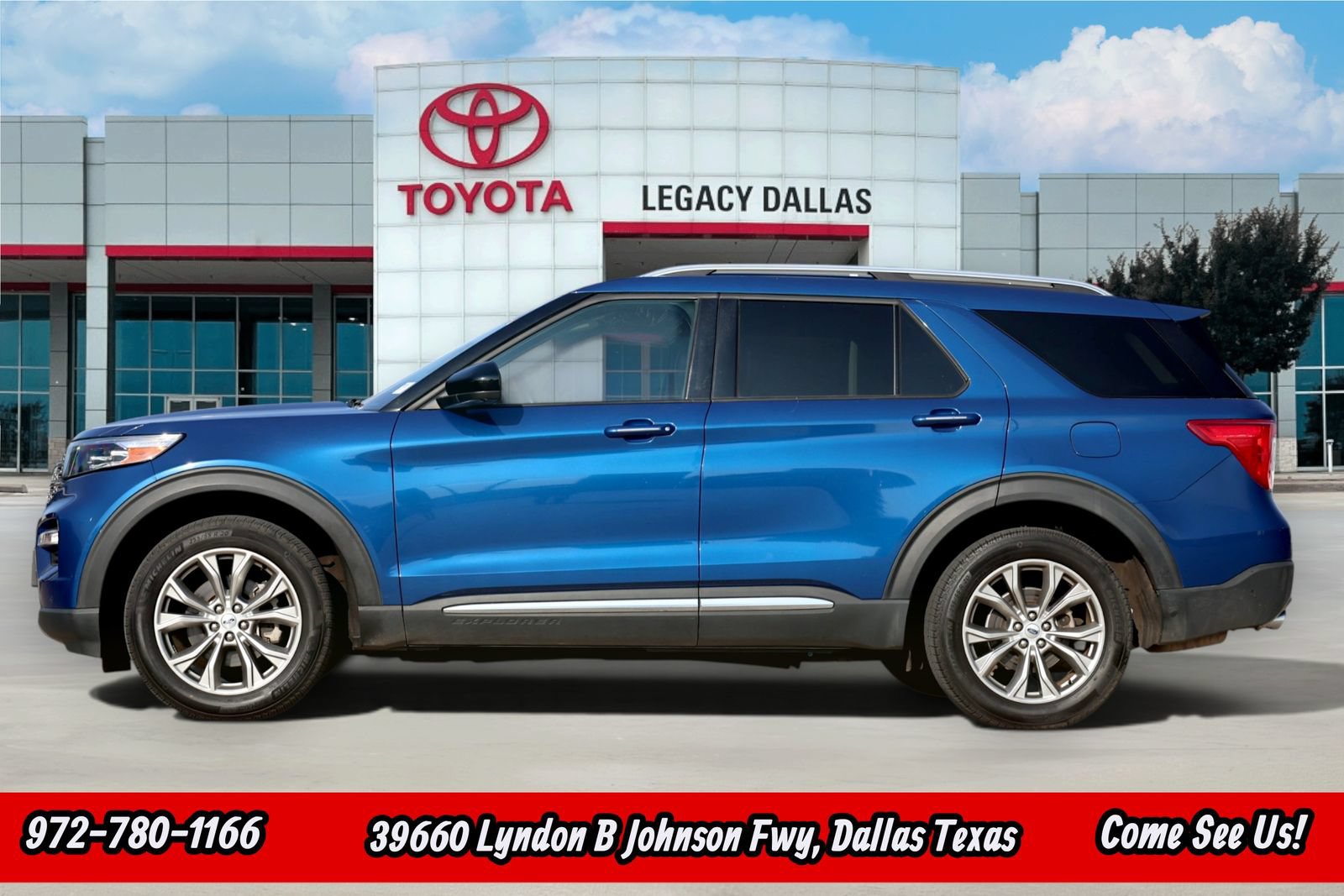 Used 2023 Ford Explorer Limited AWD/4WD image 6