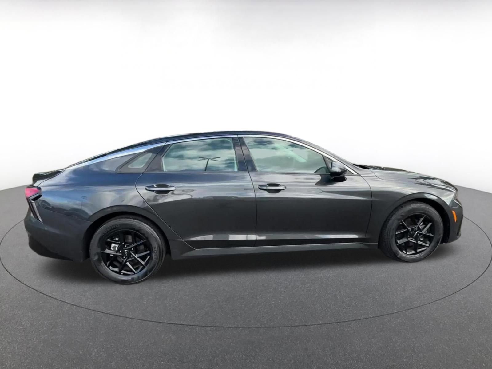 Used 2025 Kia K5 LXS image 16