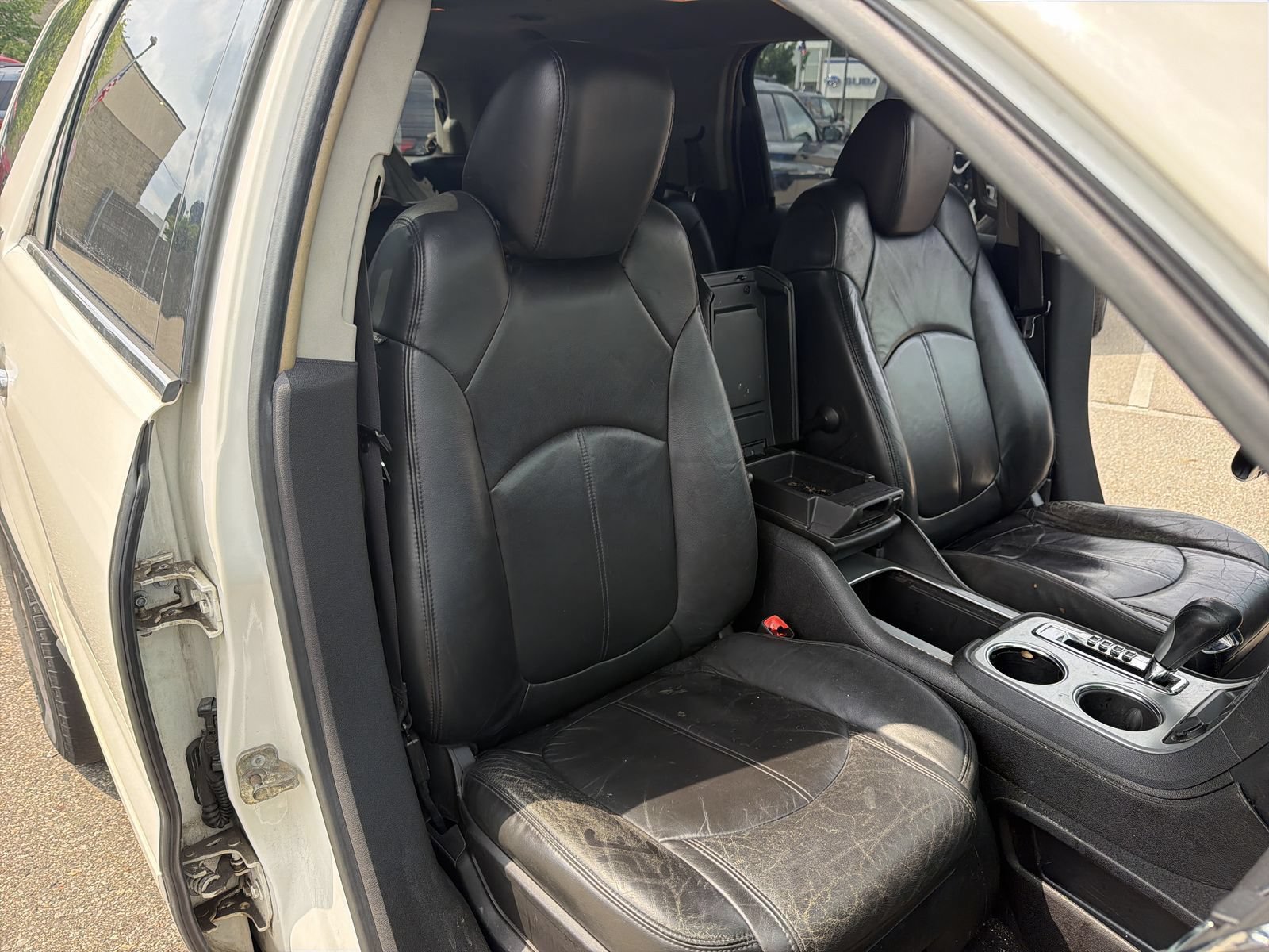 Used 2009 GMC Acadia SLT AWD/4WD image 19