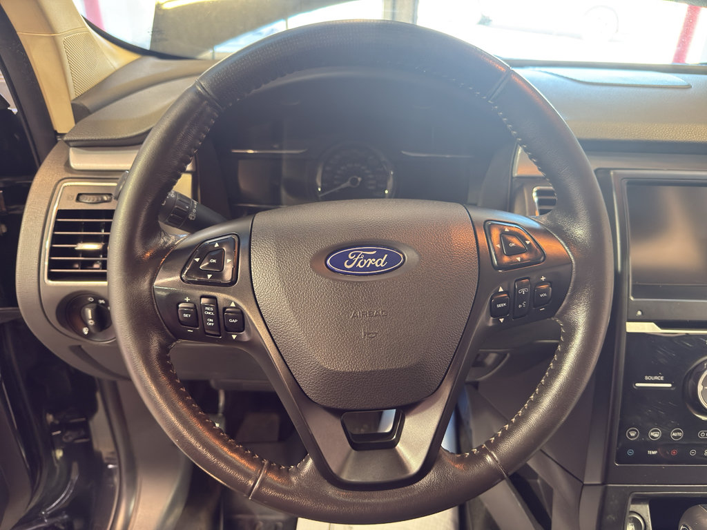 Used 2014 Ford Flex Limited w/ Equipment Group 301A FWD image 18