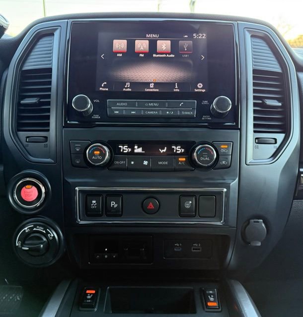 Used 2023 Nissan Titan SV w/ SV Convenience Package image 27