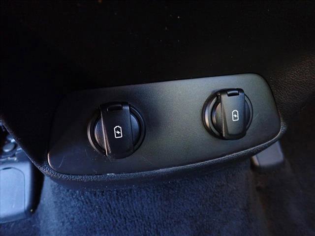 Used 2020 Hyundai Santa Fe SEL w/ Convenience Package image 11