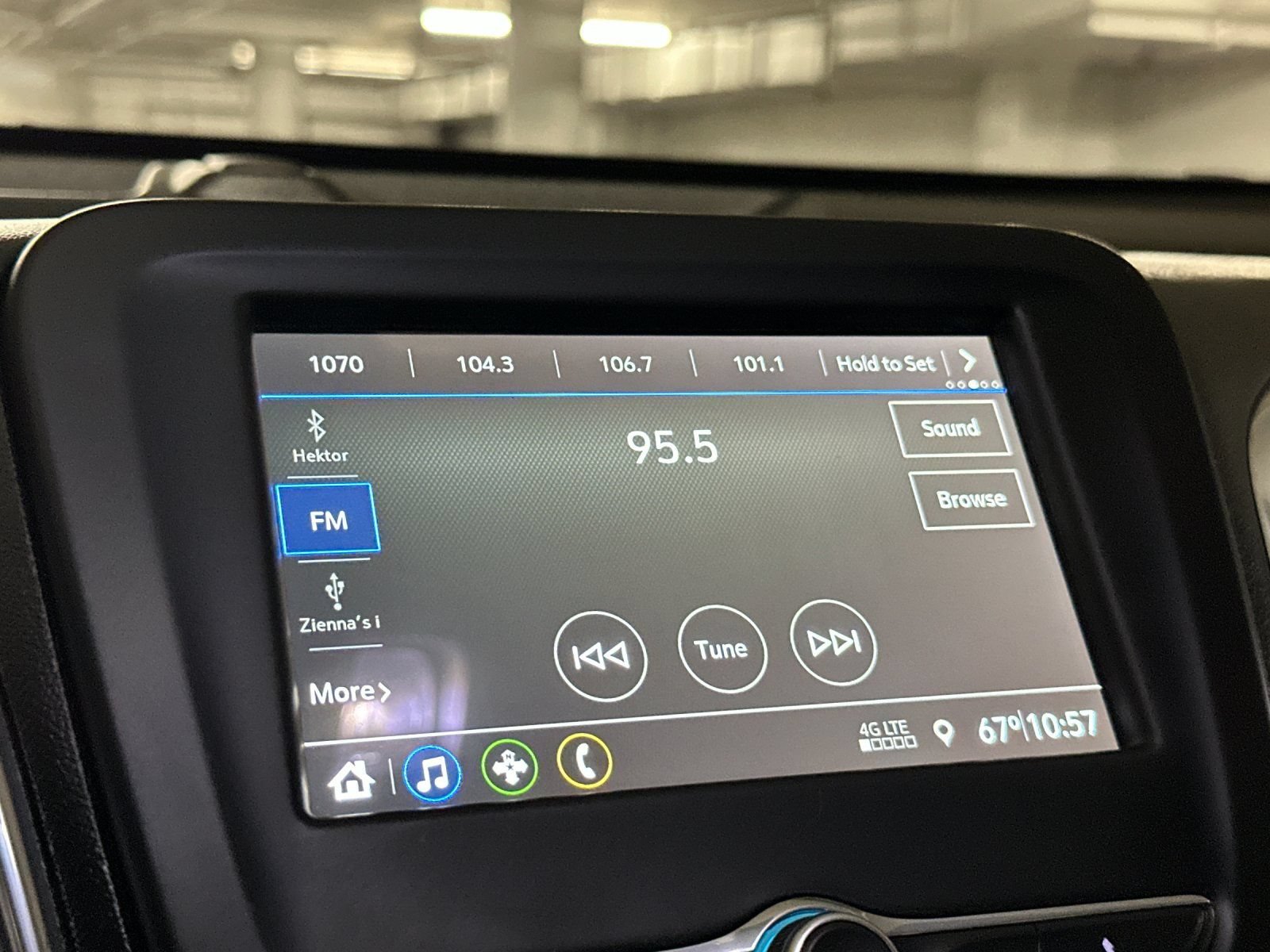 Used 2019 Chevrolet Equinox LT FWD image 24