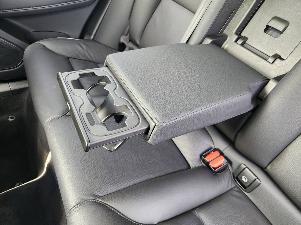 Certified 2025 Volvo XC60 B5 Plus AWD/4WD image 12