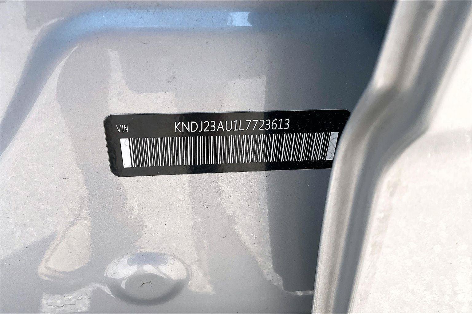 Used 2020 Kia Soul LX FWD image 3