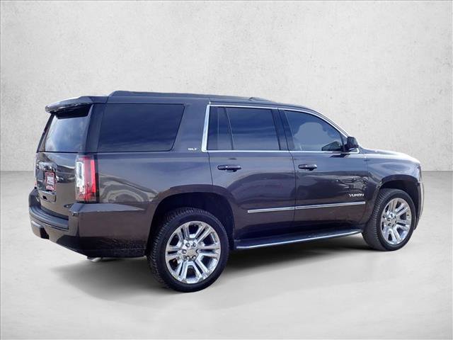 Used 2017 GMC Yukon SLT w/ Premium Edition image 4