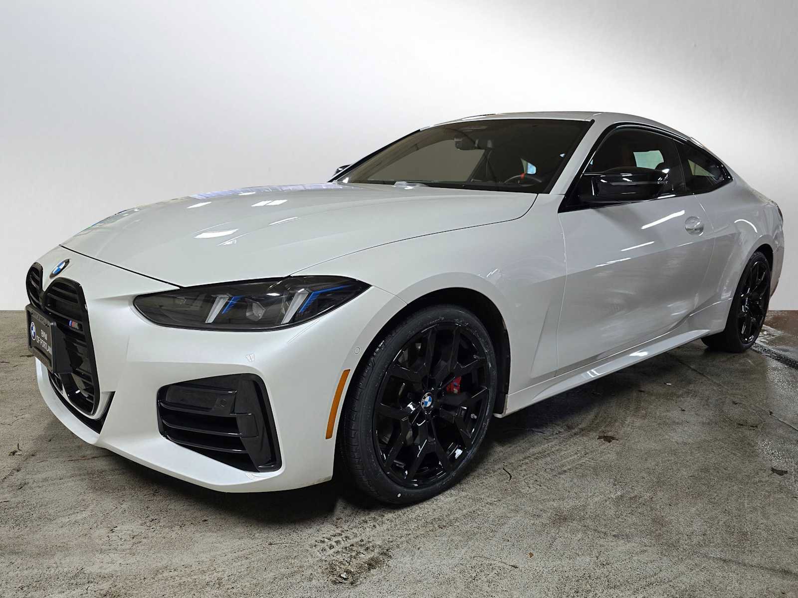 Used 2025 BMW 440i xDrive Coupe w/ Premium Package image 7