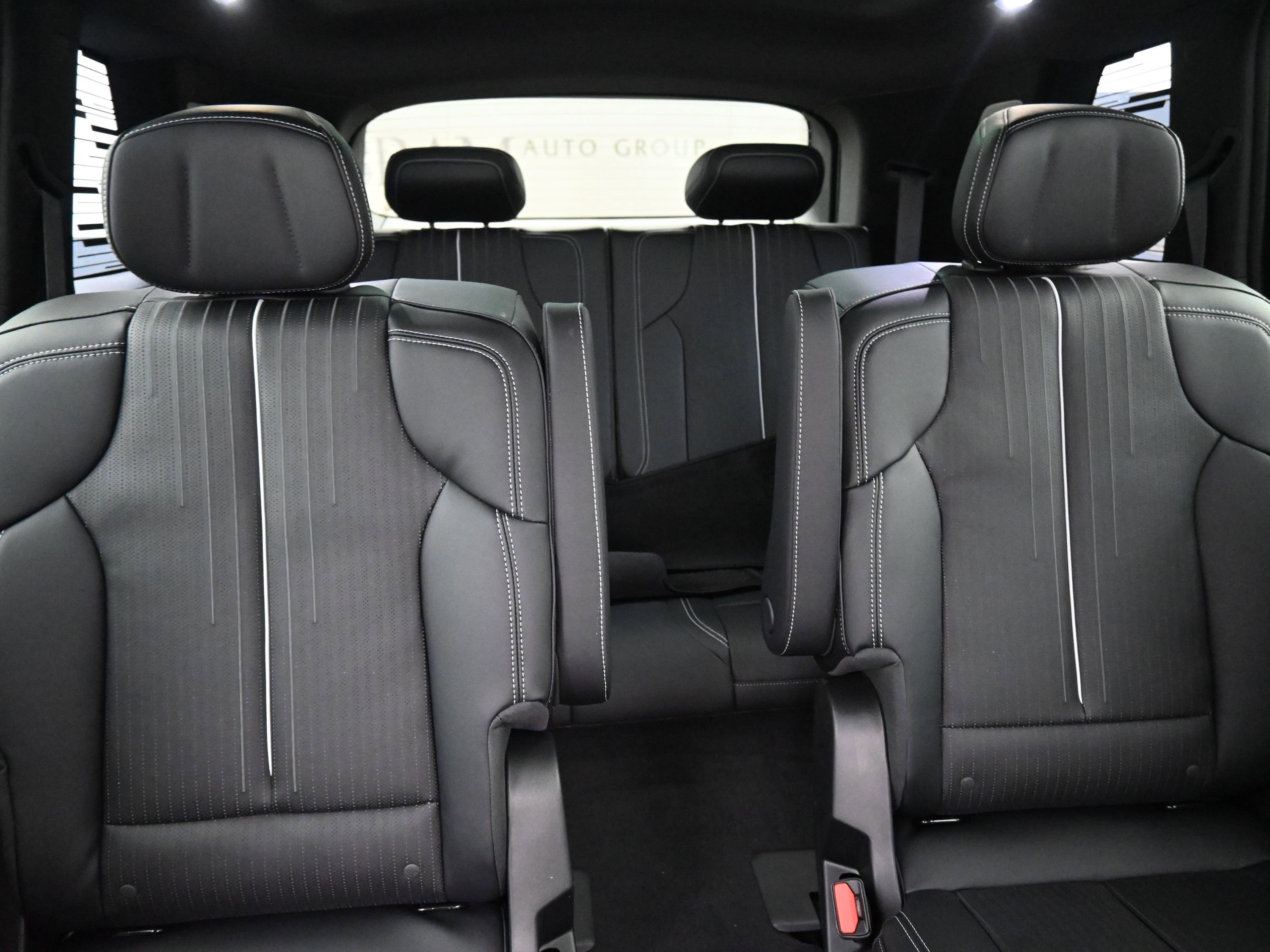 New 2026 Cadillac Vistiq Sport w/ LPO, Floor Liner Package image 14