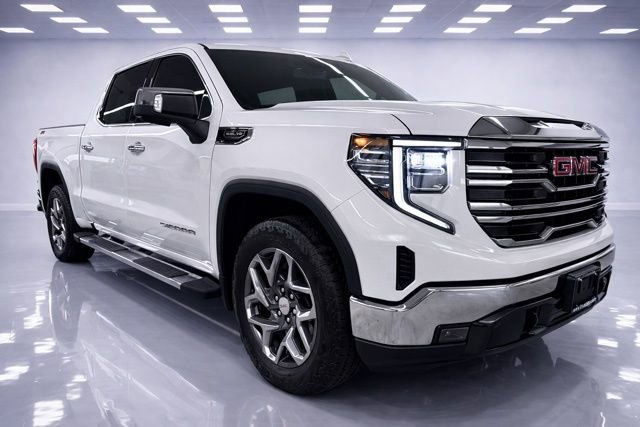 Used 2023 GMC Sierra 1500 SLT w/ SLT Premium Package image 7