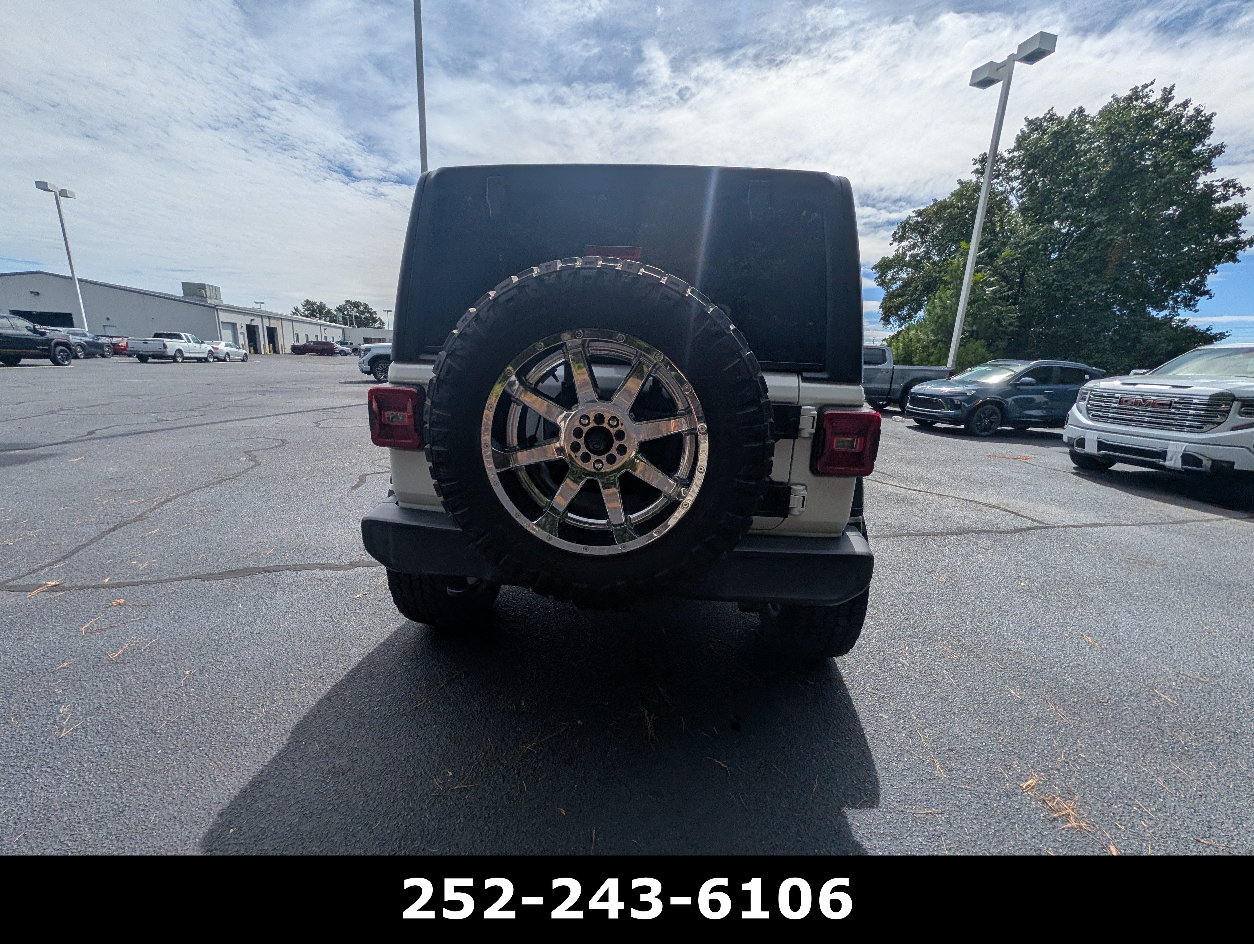 Used 2019 Jeep Wrangler Unlimited Sport S AWD/4WD image 8