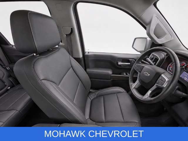 Used 2019 Chevrolet Silverado 1500 LT Trail Boss AWD/4WD image 13